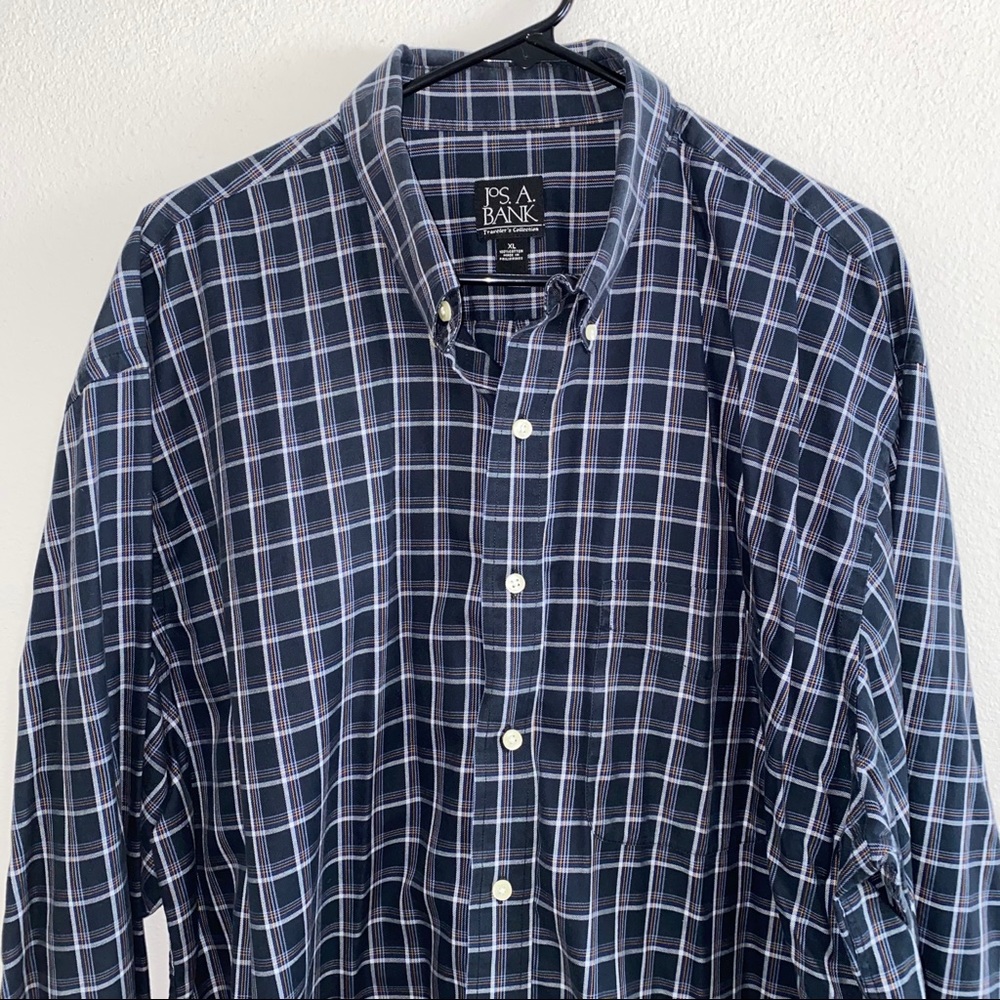 Jos A. Banks Traveler Collection Shirt